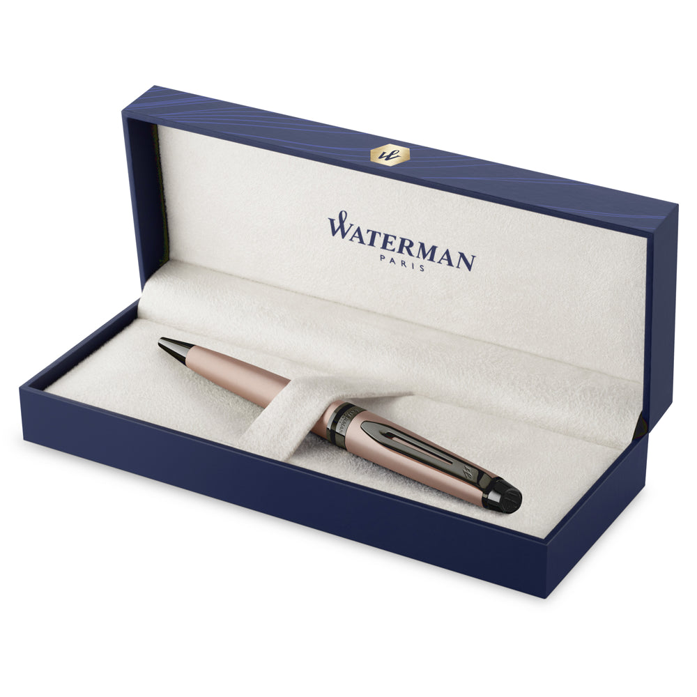 Écrin Waterman pour le stylo bille Expert Rose Gold RT, présenté ouvert sur un fond blanc. L'écrin raffiné protège le stylo tout en soulignant sa sophistication et son élégance.