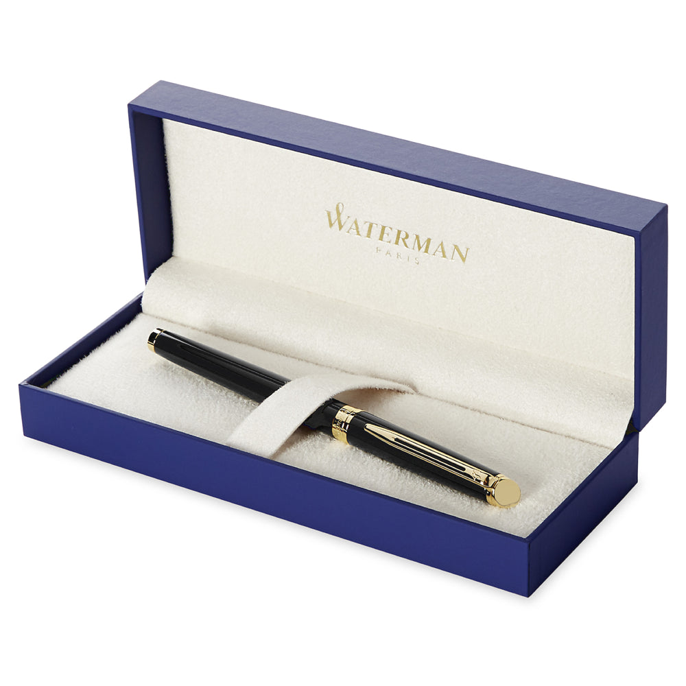 Écrin Waterman contenant le stylo plume Hemisphere Laqué Noir, présenté ouvert sur un fond blanc. Cet écrin élégant met en valeur le design classique du stylo et le protège avec sophistication.