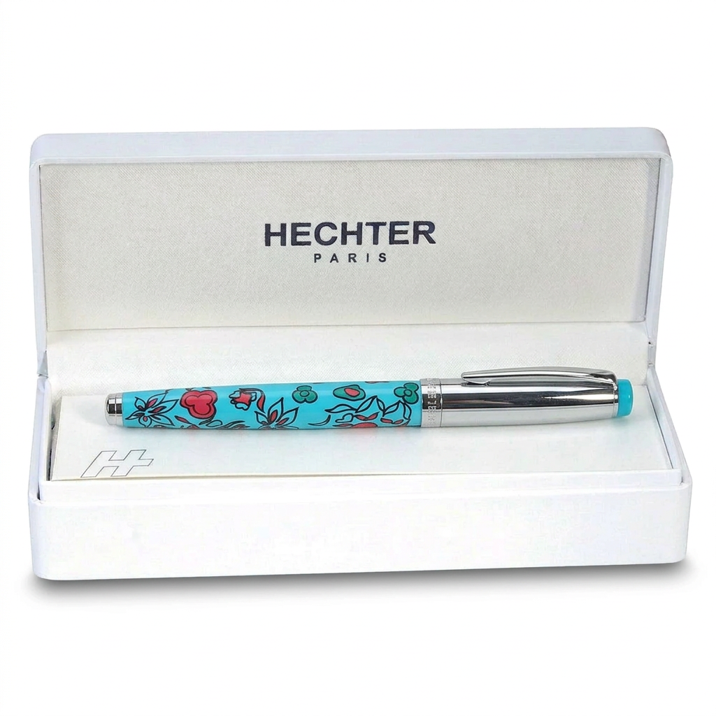 Stylo plume Hechter Paris HELIOS turquoise chromé fleurs rouges et vertes SD100134A dans un écrin blanc ouvert