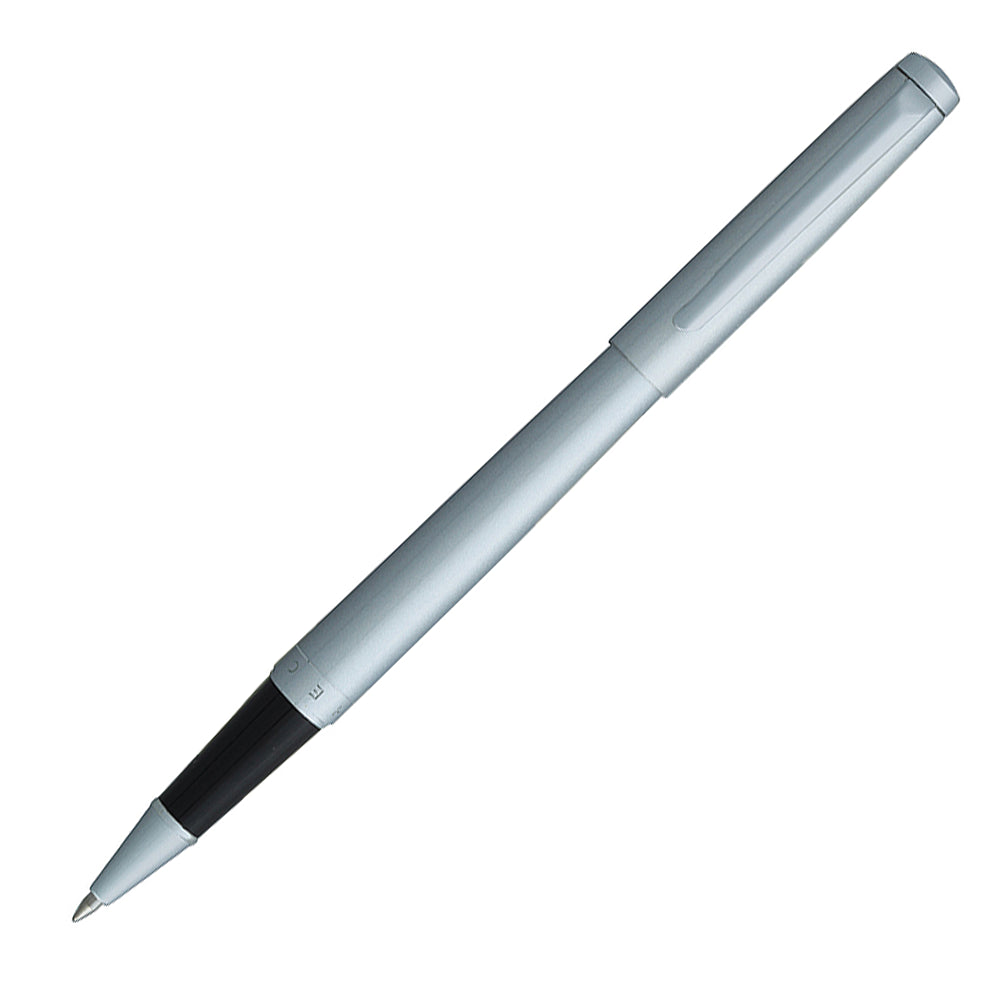 Stylo roller Hechter Paris Avenue Hoche Basic Ice Chrome, présenté à 45° ouvert sur fond blanc.